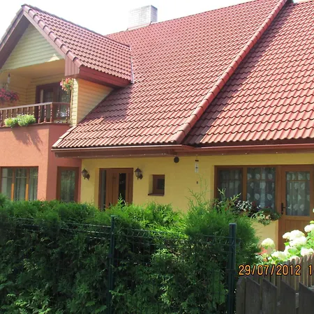 Pensionat Lana House 4*