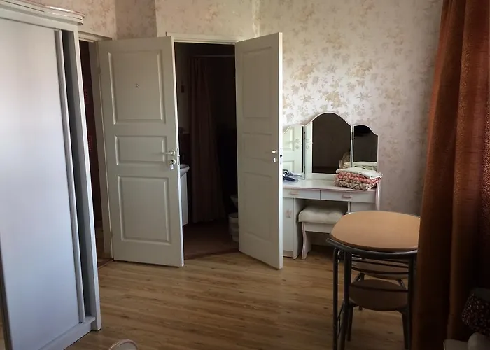 Lana House Affittacamere 3*